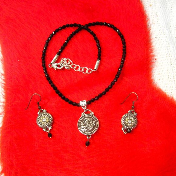 Brighton Jewelry - VTG BRIGHTON CHOKER & EARRING SET, BLACK & SILVER TONE, DBL SIDED